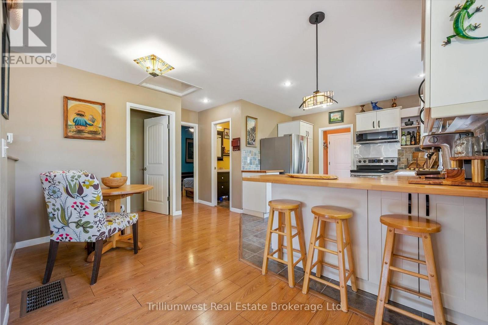 32 Holly Trail, Puslinch, Ontario  N3C 2V4 - Photo 17 - X12517090