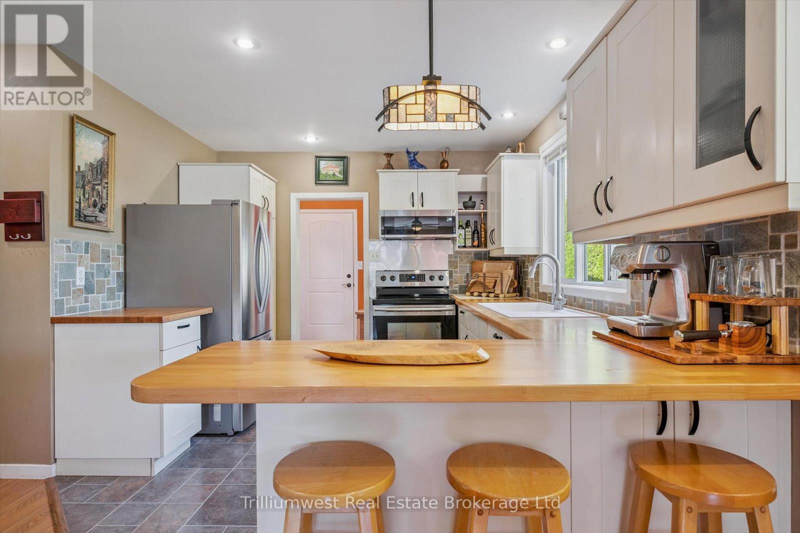 32 Holly Trail, Puslinch, Ontario  N3C 2V4 - Photo 19 - X12517090