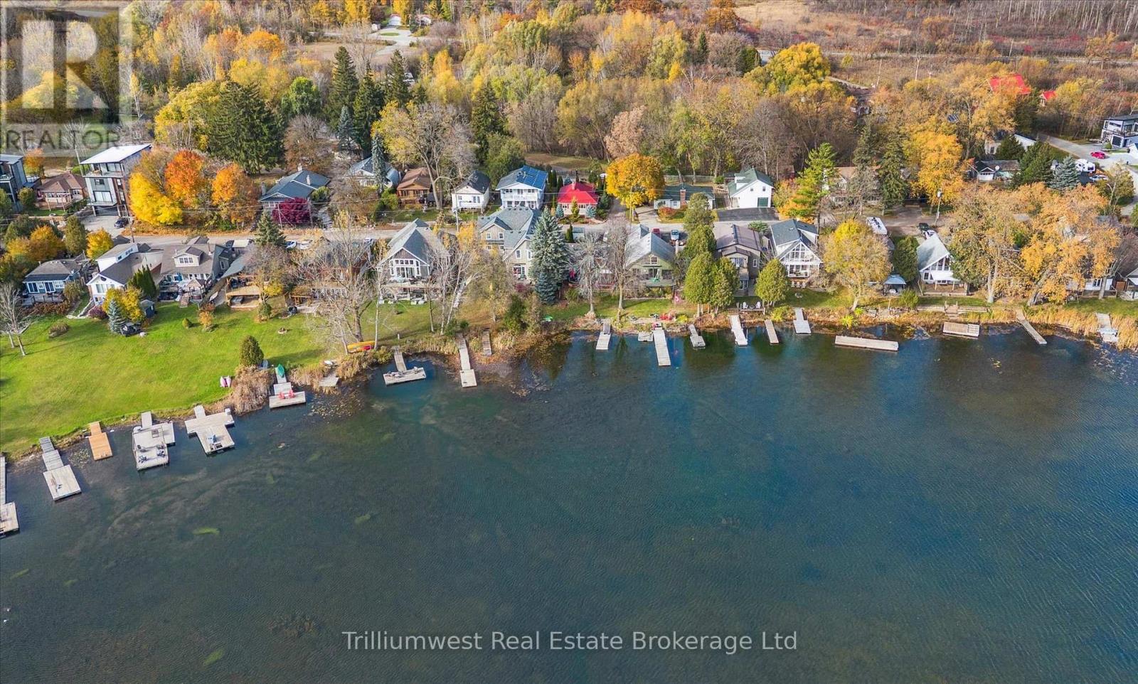 32 Holly Trail, Puslinch, Ontario  N3C 2V4 - Photo 2 - X12517090