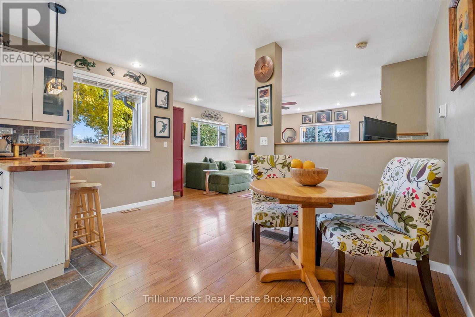 32 Holly Trail, Puslinch, Ontario  N3C 2V4 - Photo 25 - X12517090