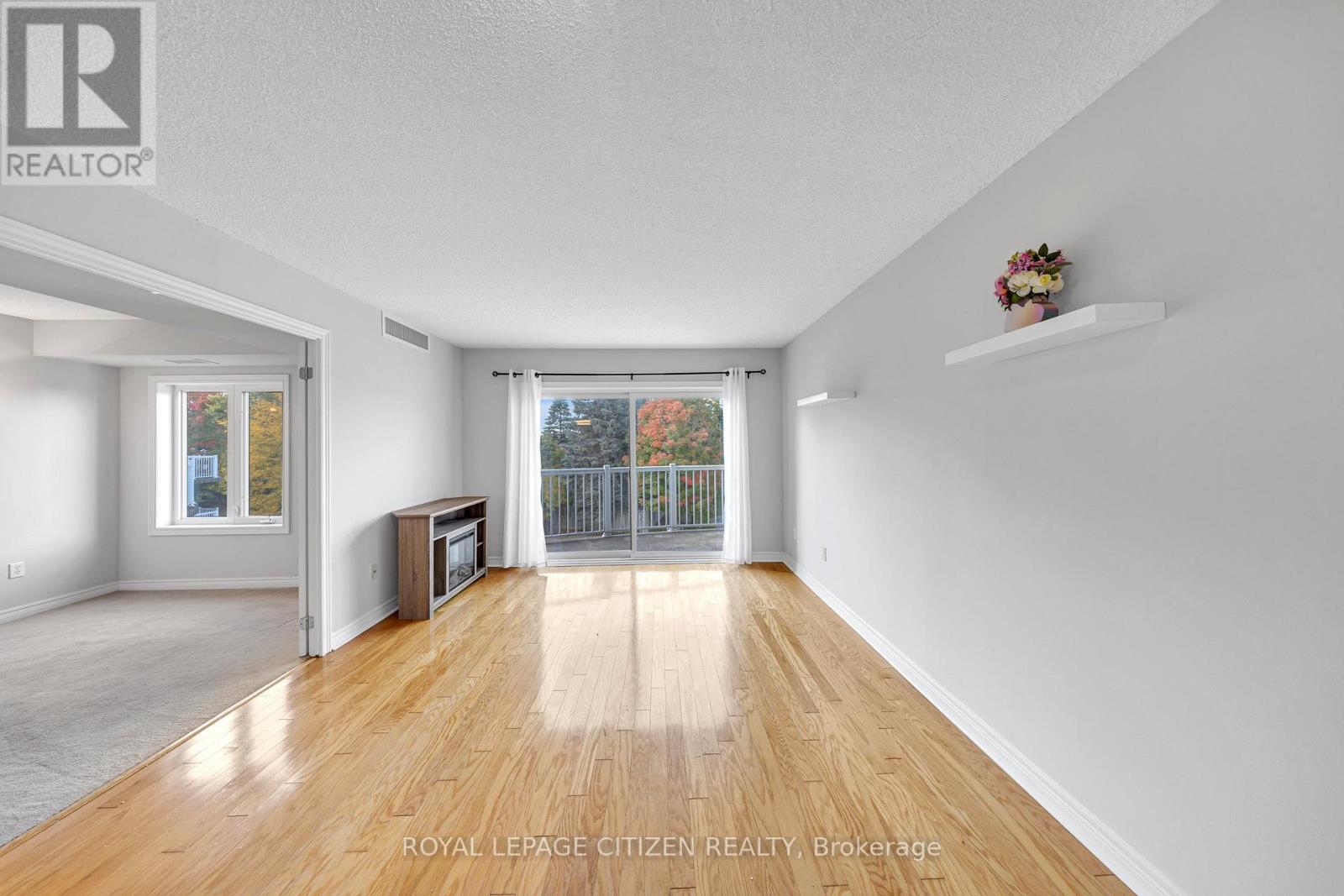 307 - 32 Church Street, King, Ontario  L0G 1T0 - Photo 5 - N12517526