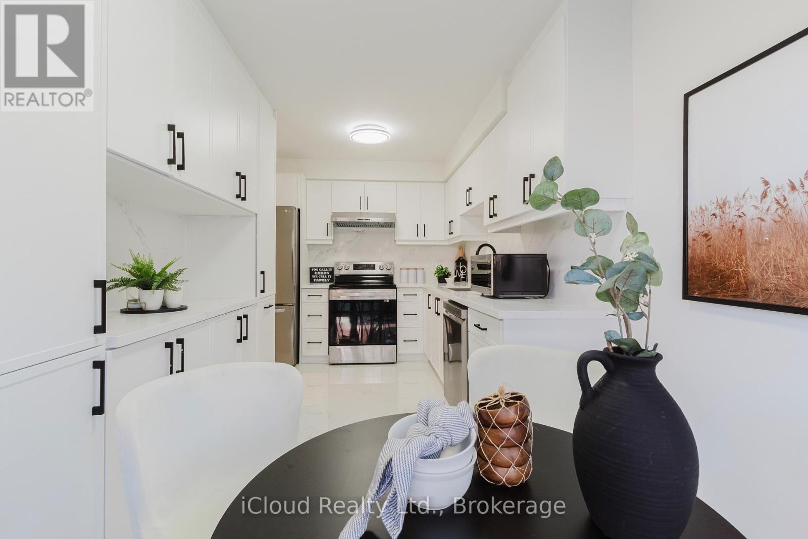 19 Goodwood Drive, Markham, Ontario L3S 2K6 - Photo 23 - N12517546