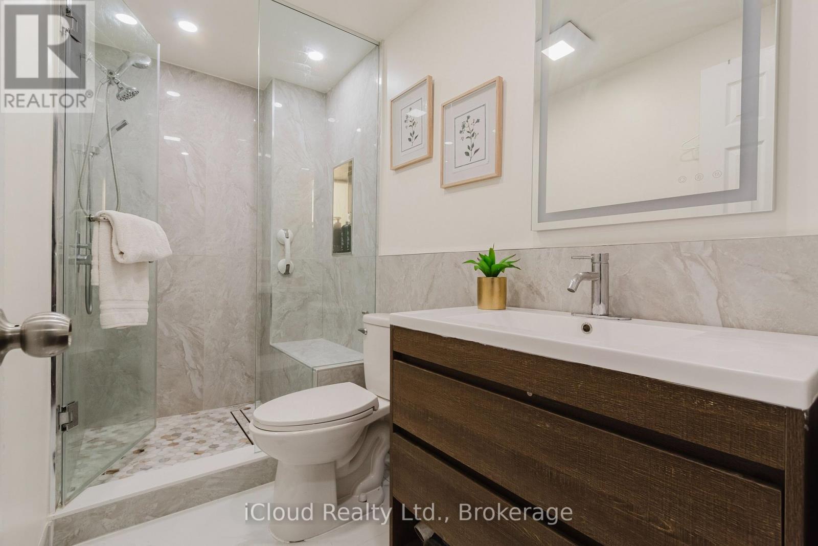 19 Goodwood Drive, Markham, Ontario L3S 2K6 - Photo 34 - N12517546