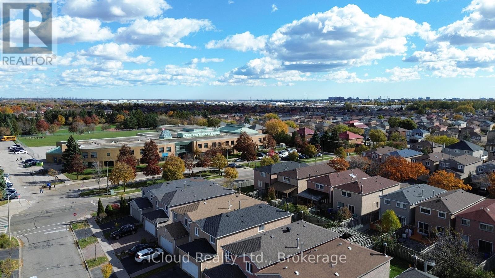 19 Goodwood Drive, Markham, Ontario L3S 2K6 - Photo 48 - N12517546