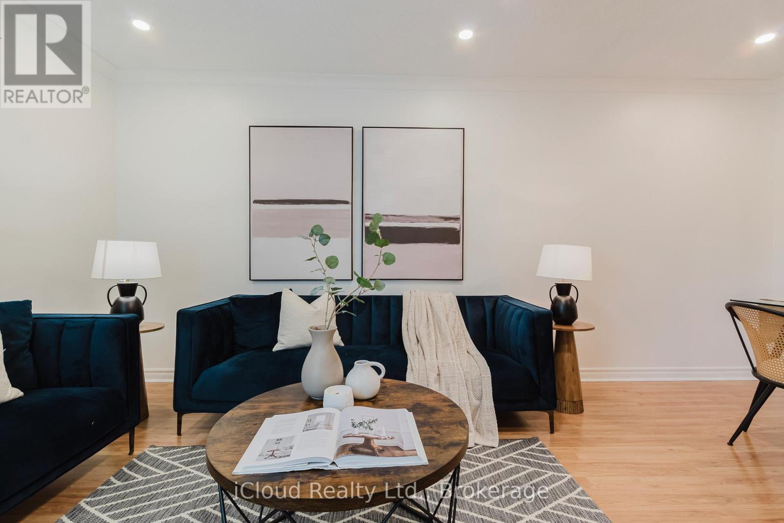 19 Goodwood Drive, Markham, Ontario L3S 2K6 - Photo 9 - N12517546