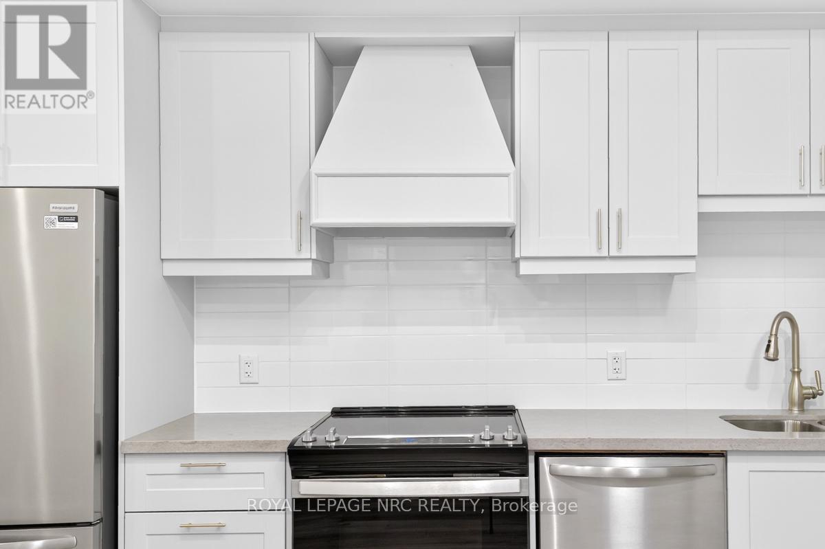 Up32 - 50 Herrick Avenue, St. Catharines, Ontario  L2P 2T9 - Photo 7 - X12517856