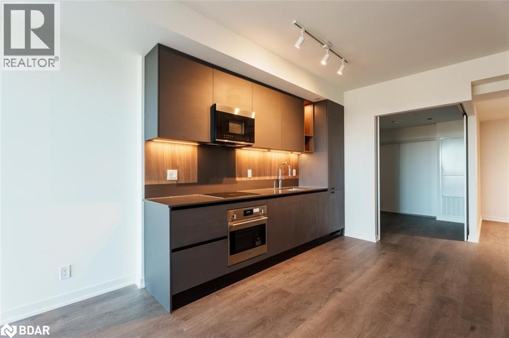 39 Mary Street, Barrie, Ontario  L4N 1S9 - Photo 4 - 40786020