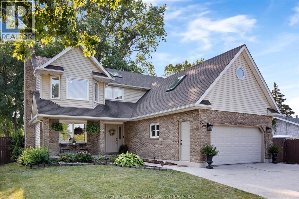 237 EAST PUCE, lakeshore, Ontario