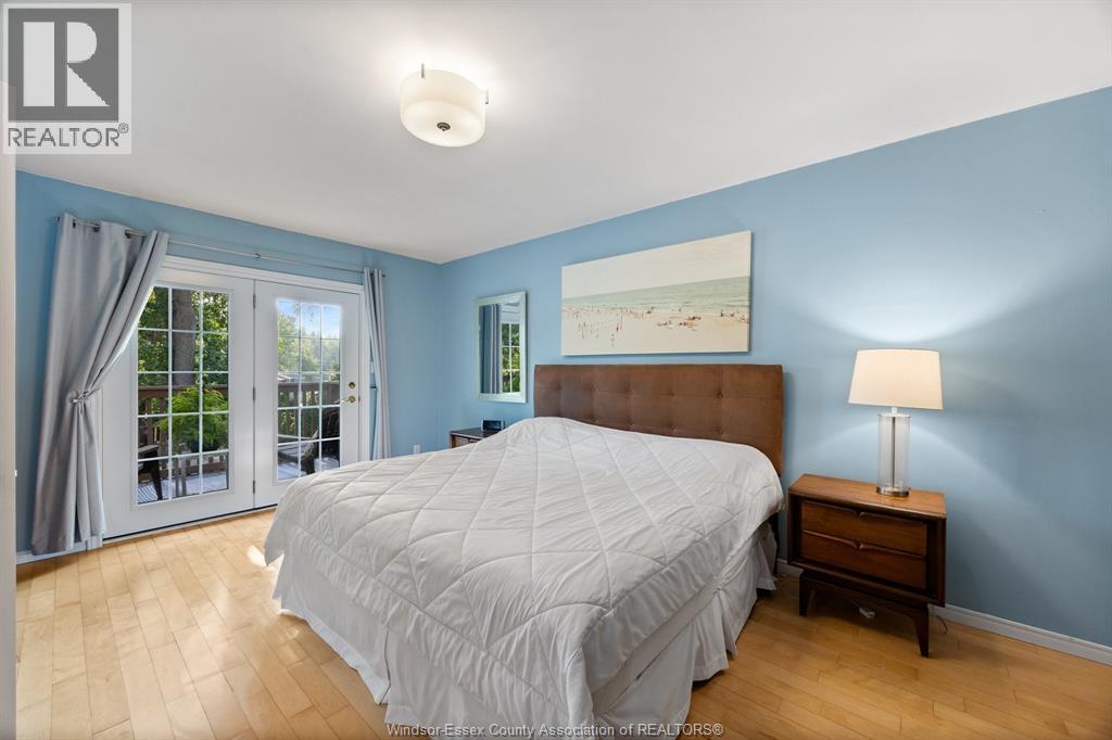 237 East Puce, Lakeshore, Ontario N0R 1A0 - Photo 18 - 25028236