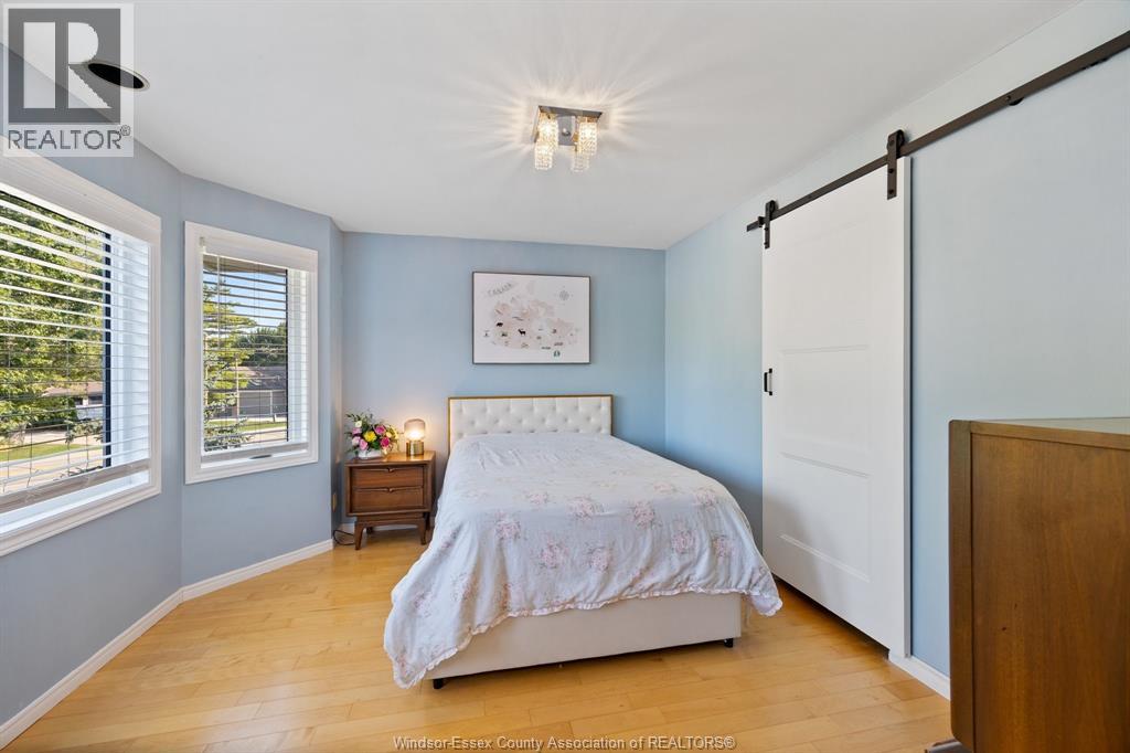 237 East Puce, Lakeshore, Ontario N0R 1A0 - Photo 23 - 25028236