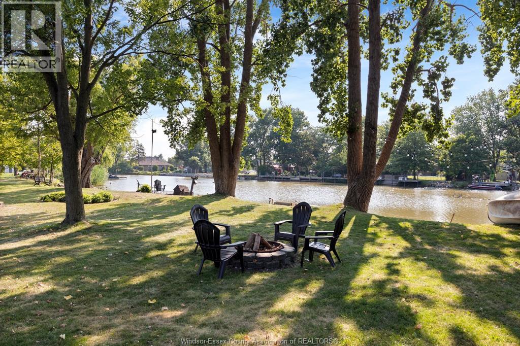 237 East Puce, Lakeshore, Ontario N0R 1A0 - Photo 26 - 25028236