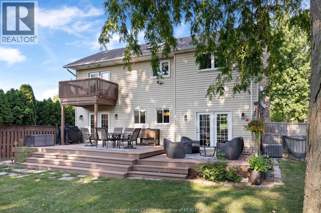 237 East Puce, Lakeshore, Ontario N0R 1A0 - Photo 29 - 25028236