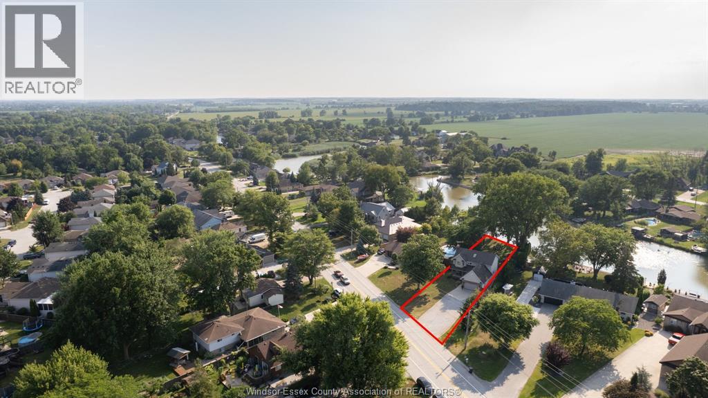 237 East Puce, Lakeshore, Ontario N0R 1A0 - Photo 35 - 25028236