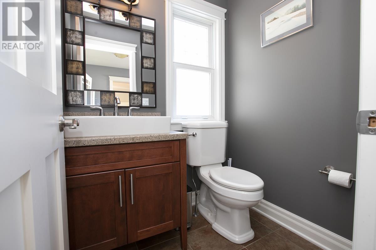 231 Macdonald Ave, Sault Ste. Marie, Ontario  P6B 6L6 - Photo 48 - SM252543