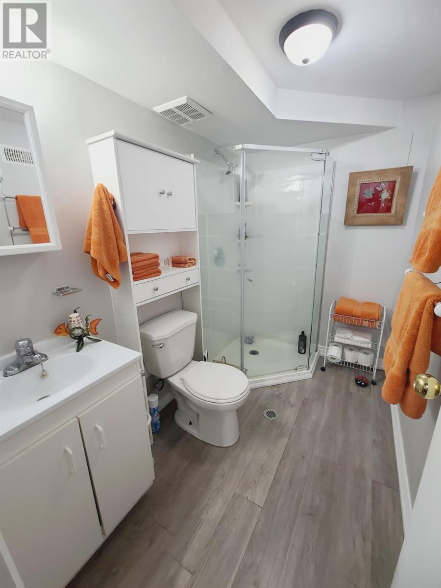 106 Hutchison Ave, Elliot Lake, Ontario P5A 1W8 - Photo 26 - SM253188