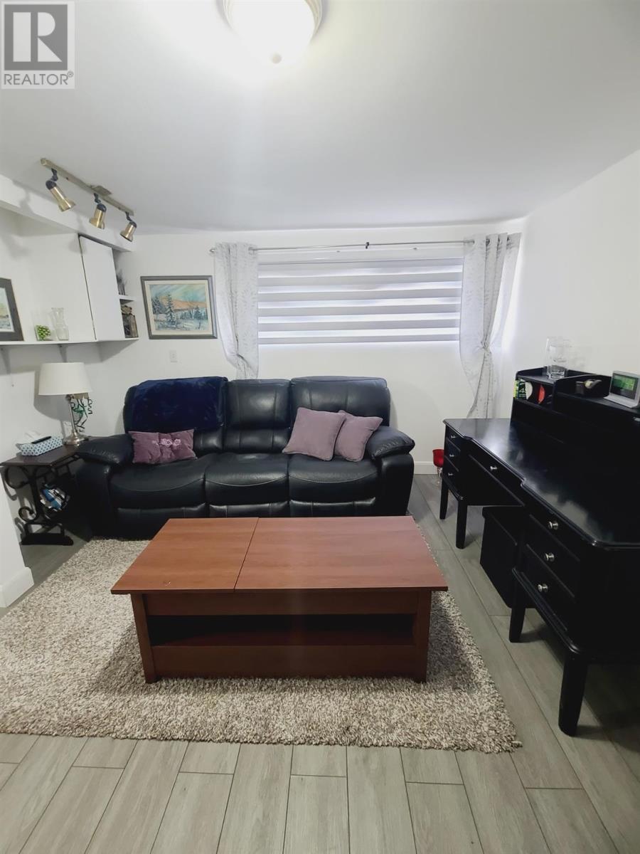 106 Hutchison Ave, Elliot Lake, Ontario P5A 1W8 - Photo 21 - SM253188