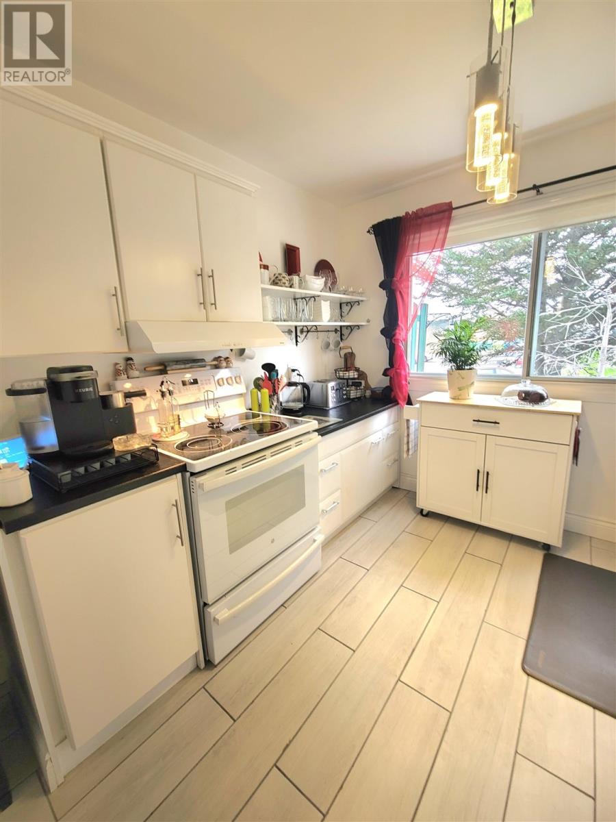 106 Hutchison Ave, Elliot Lake, Ontario P5A 1W8 - Photo 9 - SM253188