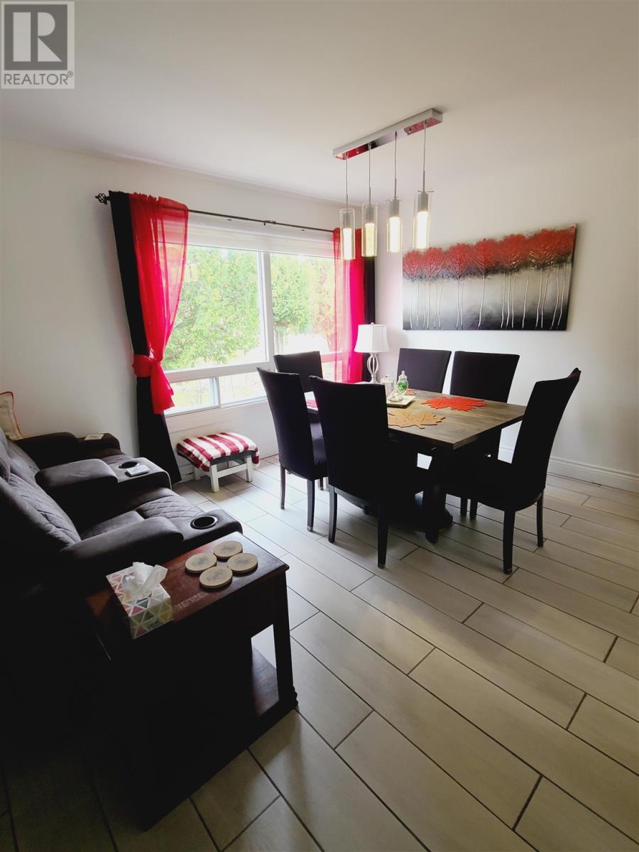 106 Hutchison Ave, Elliot Lake, Ontario P5A 1W8 - Photo 7 - SM253188