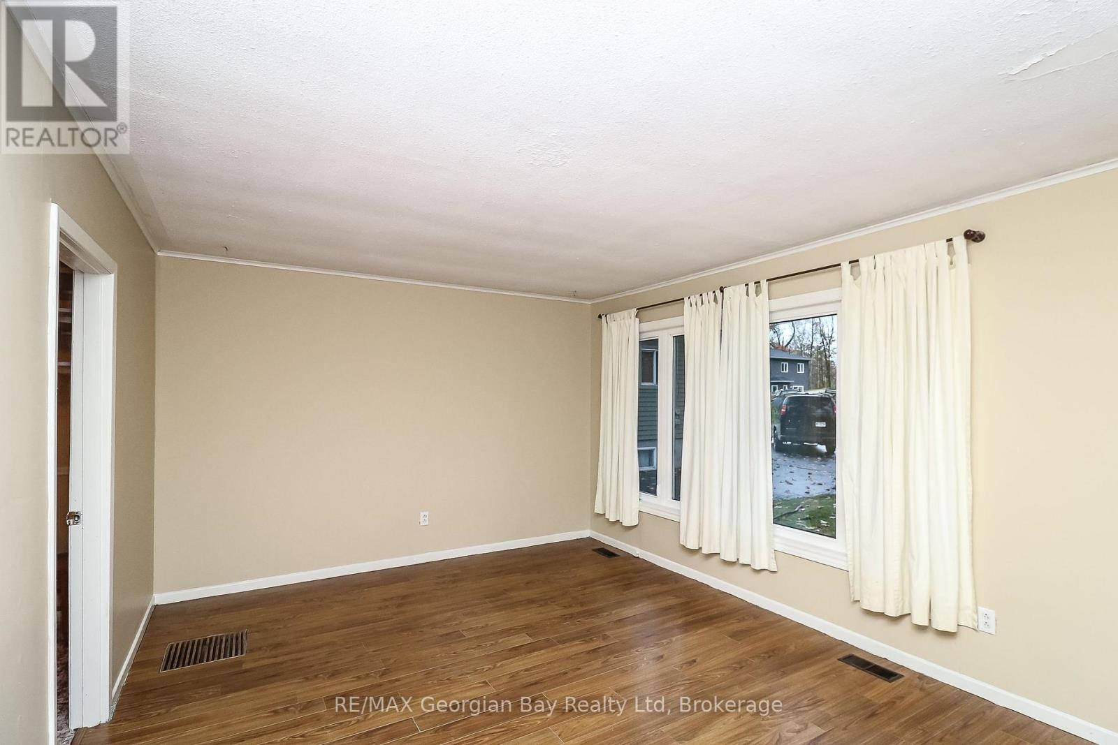 1298 Everton Road, Midland, Ontario L4R 5J6 - Photo 8 - S12517750