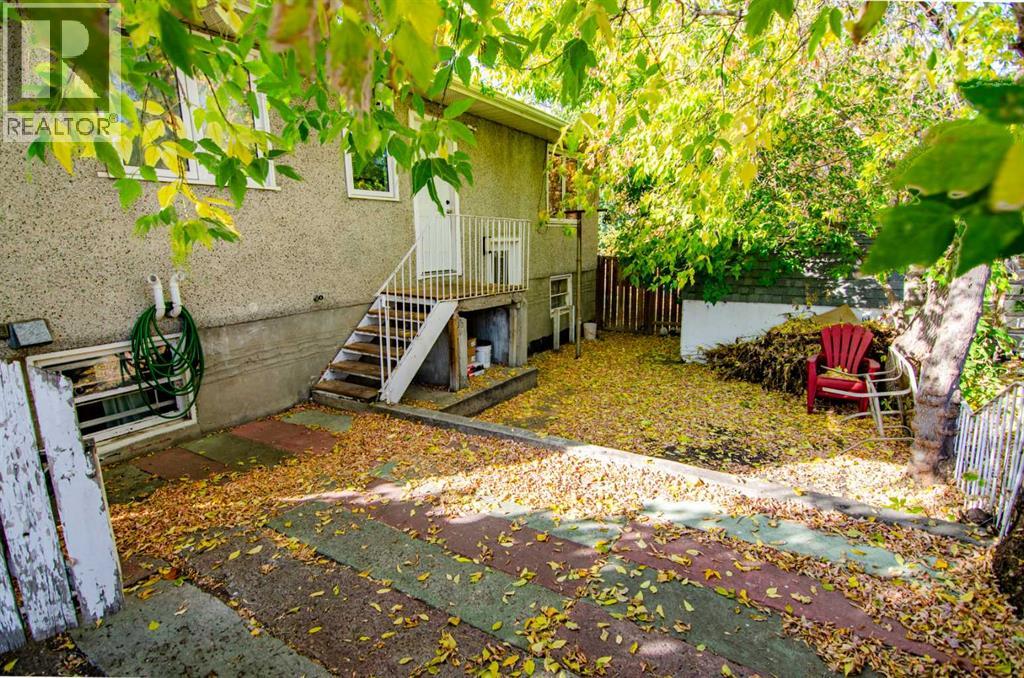 5626 42 Street, Red Deer, Alberta  T4N 1C1 - Photo 5 - A2261083