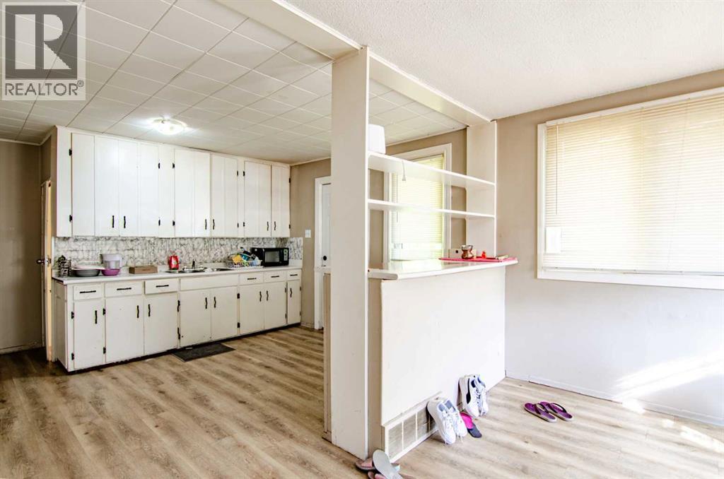 5626 42 Street, Red Deer, Alberta  T4N 1C1 - Photo 21 - A2261083