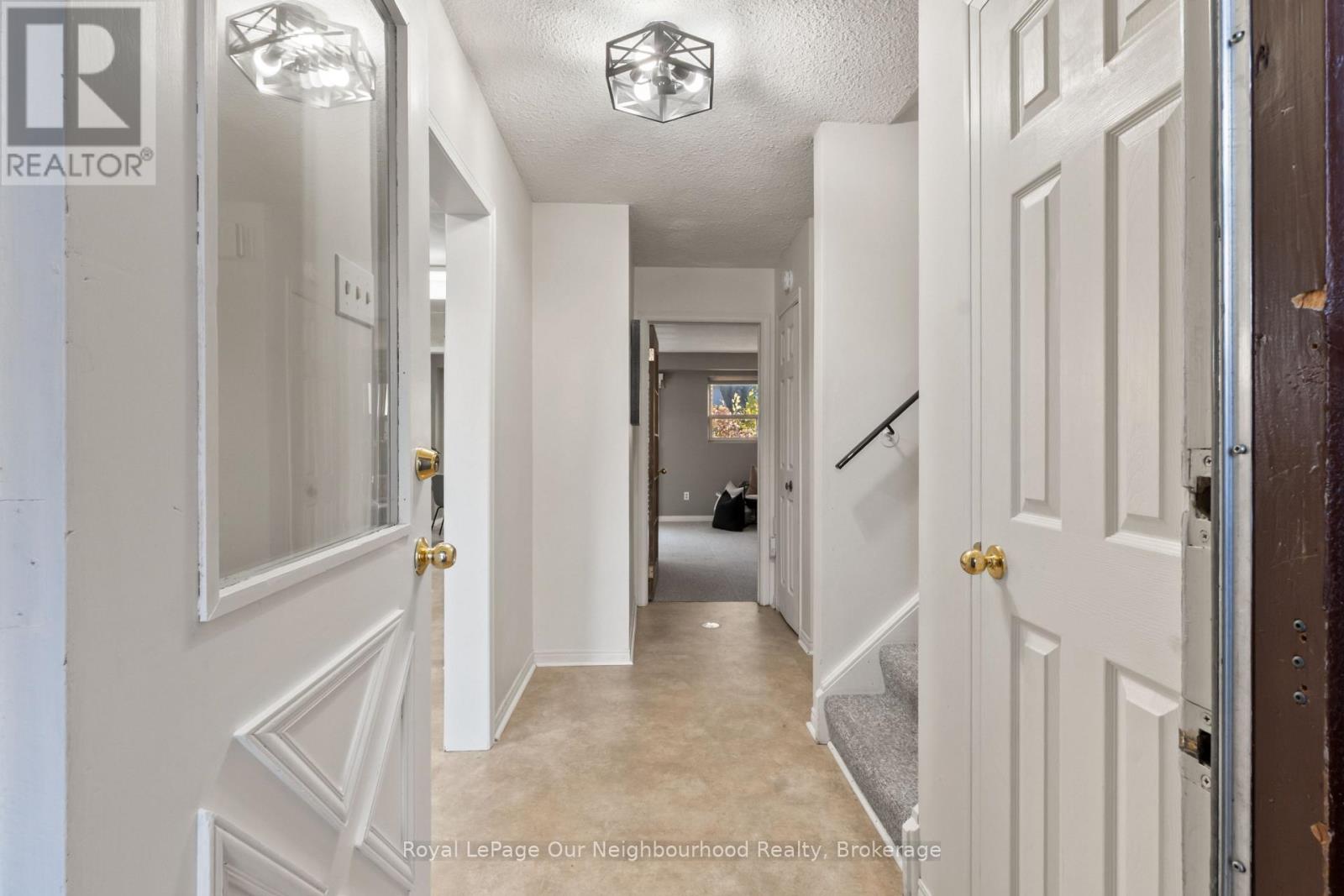 Property at 535 CARMELLO COURT image 2