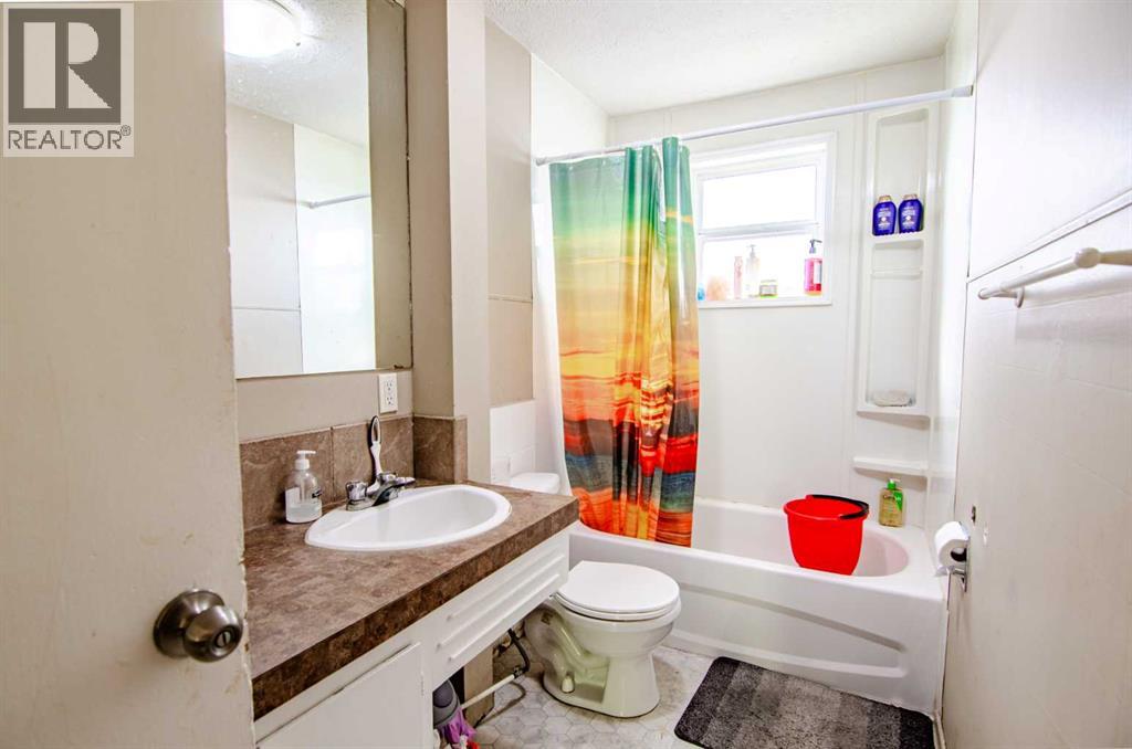 5626 42 Street, Red Deer, Alberta  T4N 1C1 - Photo 28 - A2261083