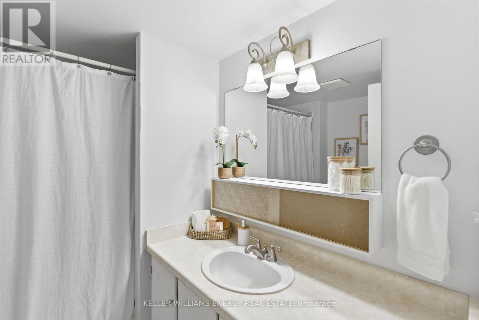 432 - 50 Richmond Street E, Oshawa, Ontario  L1G 7C7 - Photo 17 - E12517754