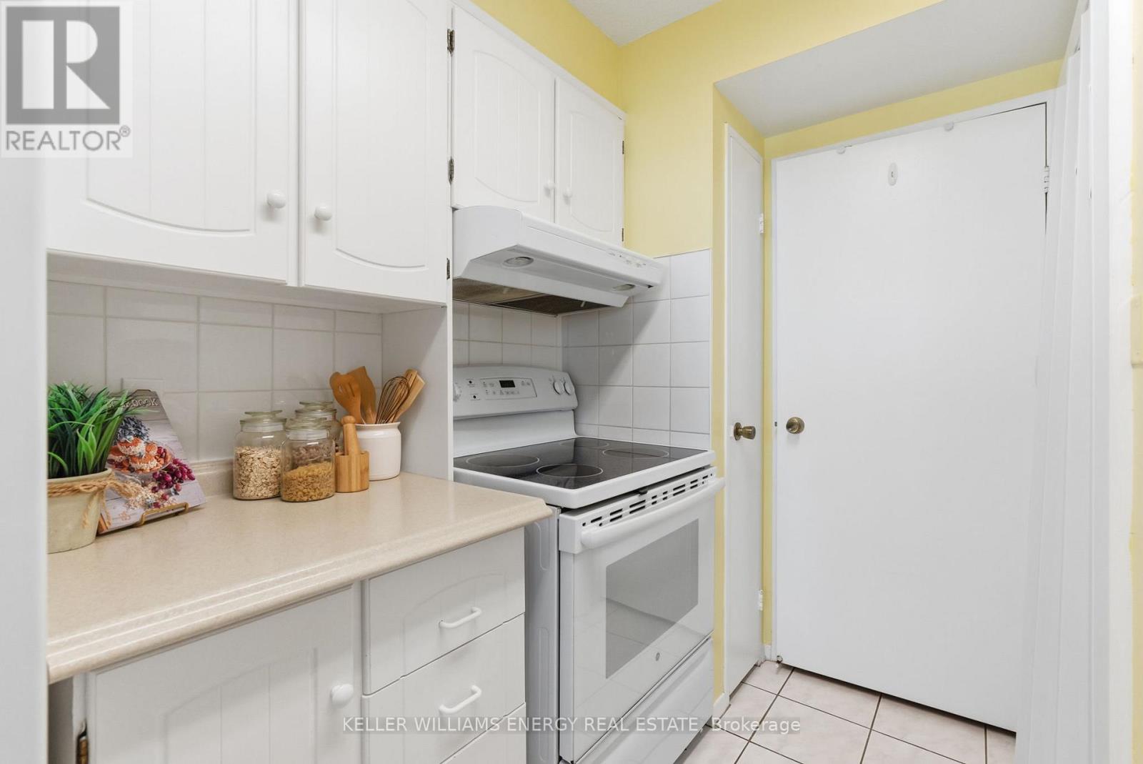 432 - 50 Richmond Street E, Oshawa, Ontario  L1G 7C7 - Photo 9 - E12517754