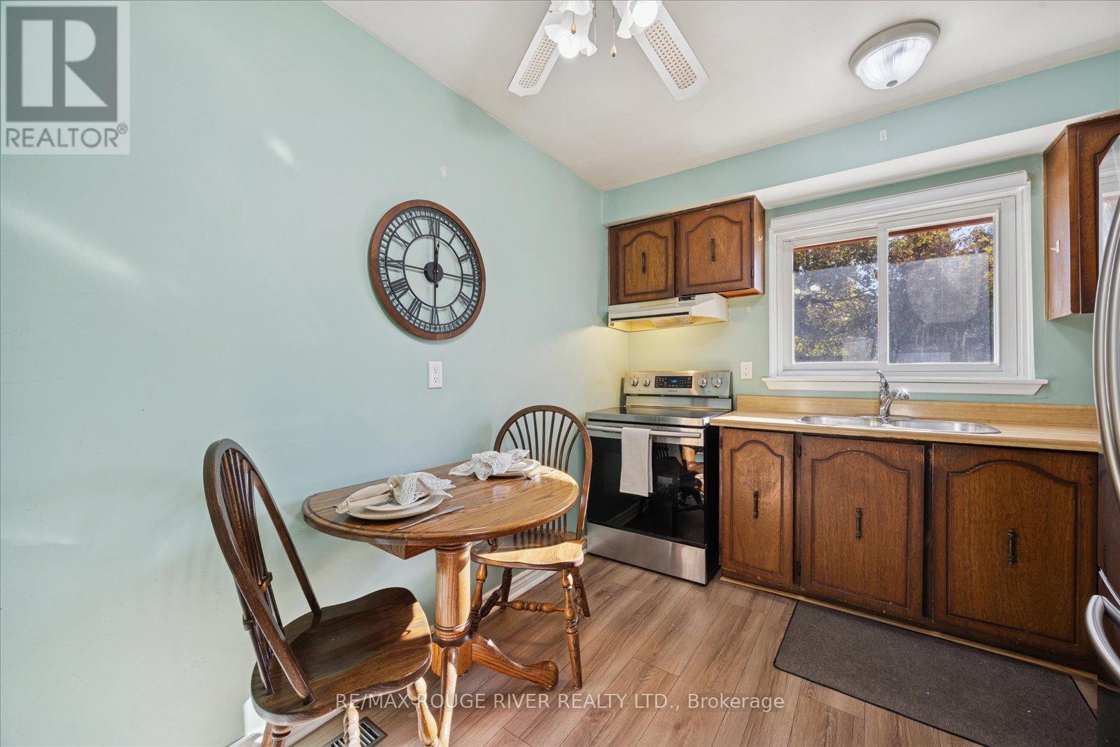 695 Hillcroft Street, Oshawa, Ontario  L1G 2S5 - Photo 10 - E12517758