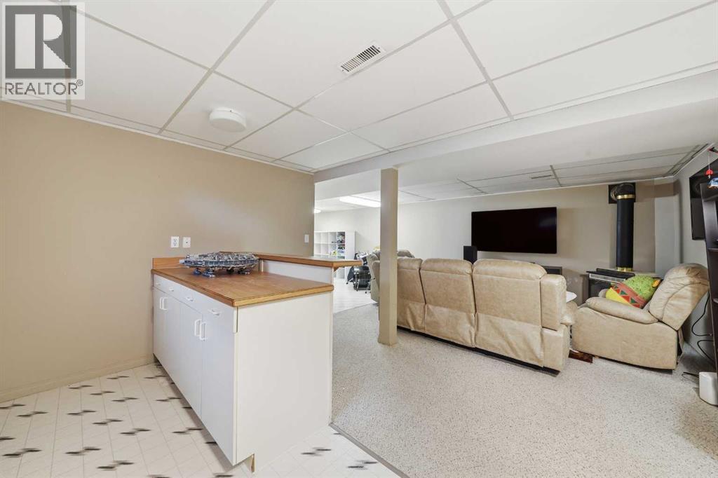 105 Cunningham Crescent, Red Deer, Alberta  T4P 2S2 - Photo 16 - A2269326