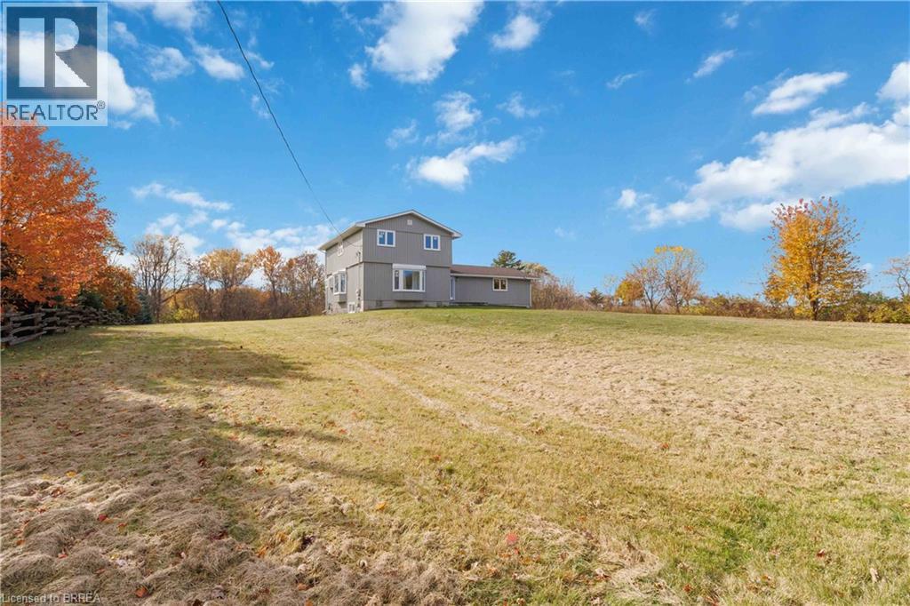 8 War Road, Brantford, Ontario  N3T 5L6 - Photo 4 - 40785983