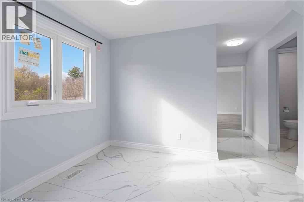 8 War Road, Brantford, Ontario  N3T 5L6 - Photo 28 - 40785983