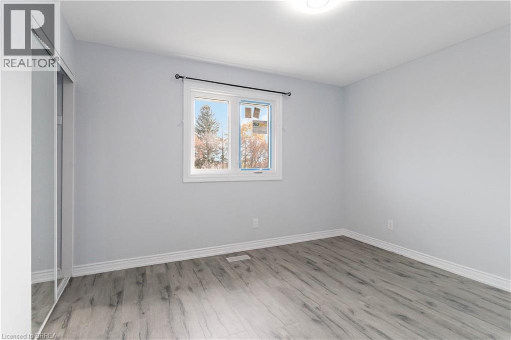 8 War Road, Brantford, Ontario  N3T 5L6 - Photo 32 - 40785983