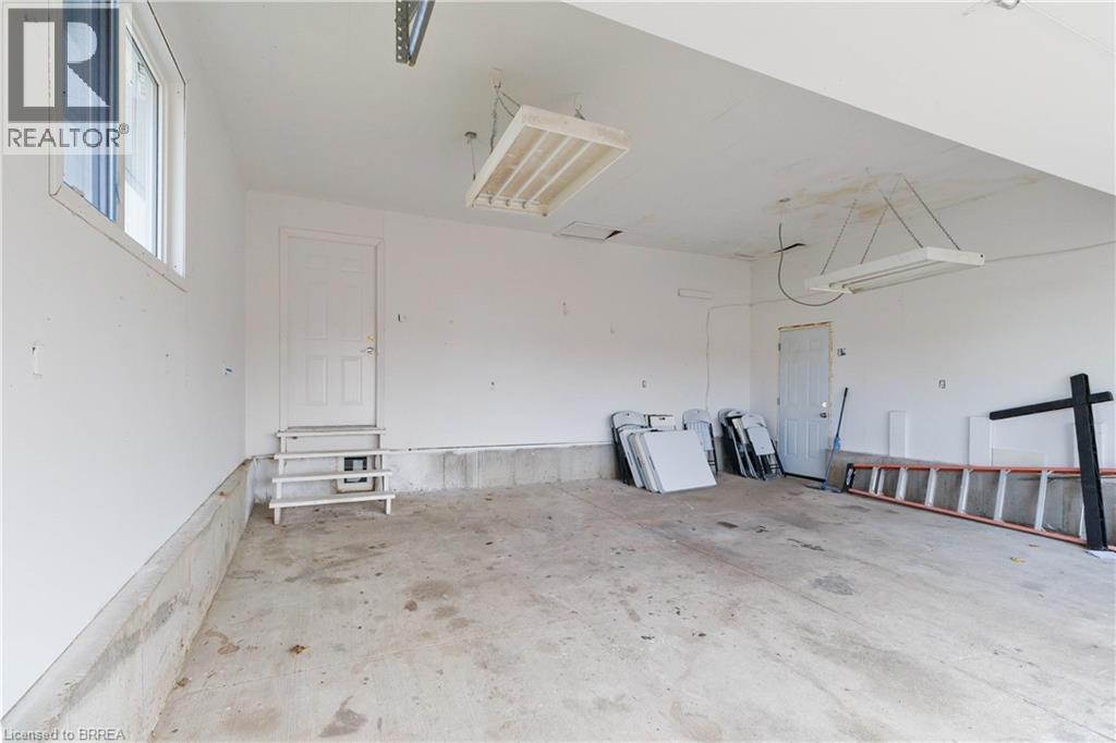 8 War Road, Brantford, Ontario  N3T 5L6 - Photo 44 - 40785983