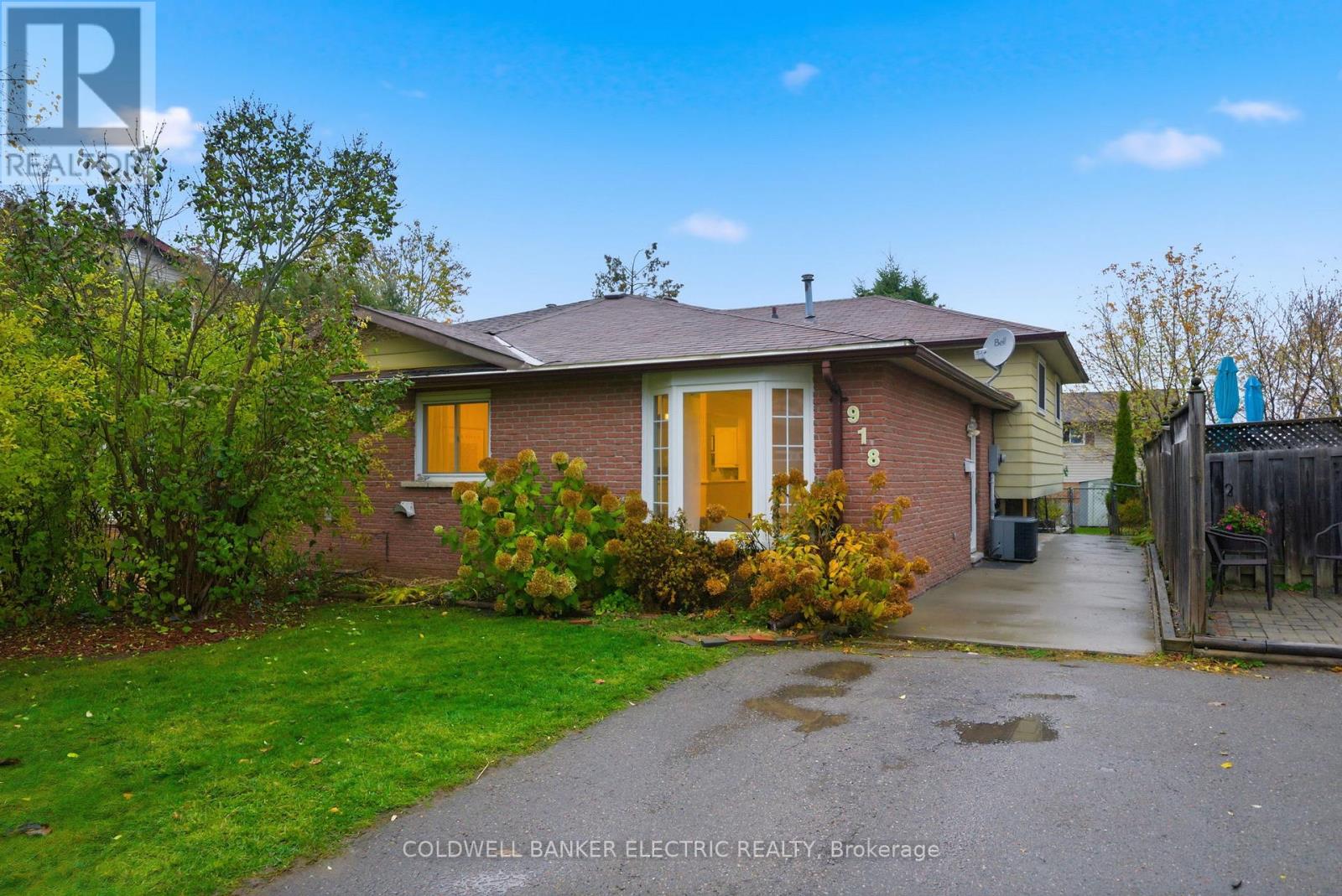 918 Rochelle Court, Peterborough, Ontario  K9J 1J7 - Photo 3 - X12517710