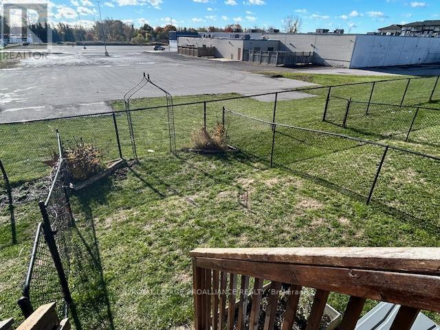 5 Ridgeway Place, Belleville, Ontario  K8P 0E7 - Photo 11 - X12517778