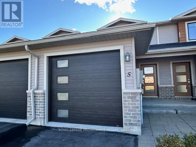 5 Ridgeway Place, Belleville, Ontario  K8P 0E7 - Photo 13 - X12517778