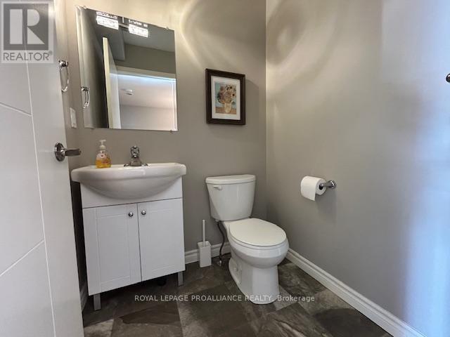 5 Ridgeway Place, Belleville, Ontario  K8P 0E7 - Photo 6 - X12517778