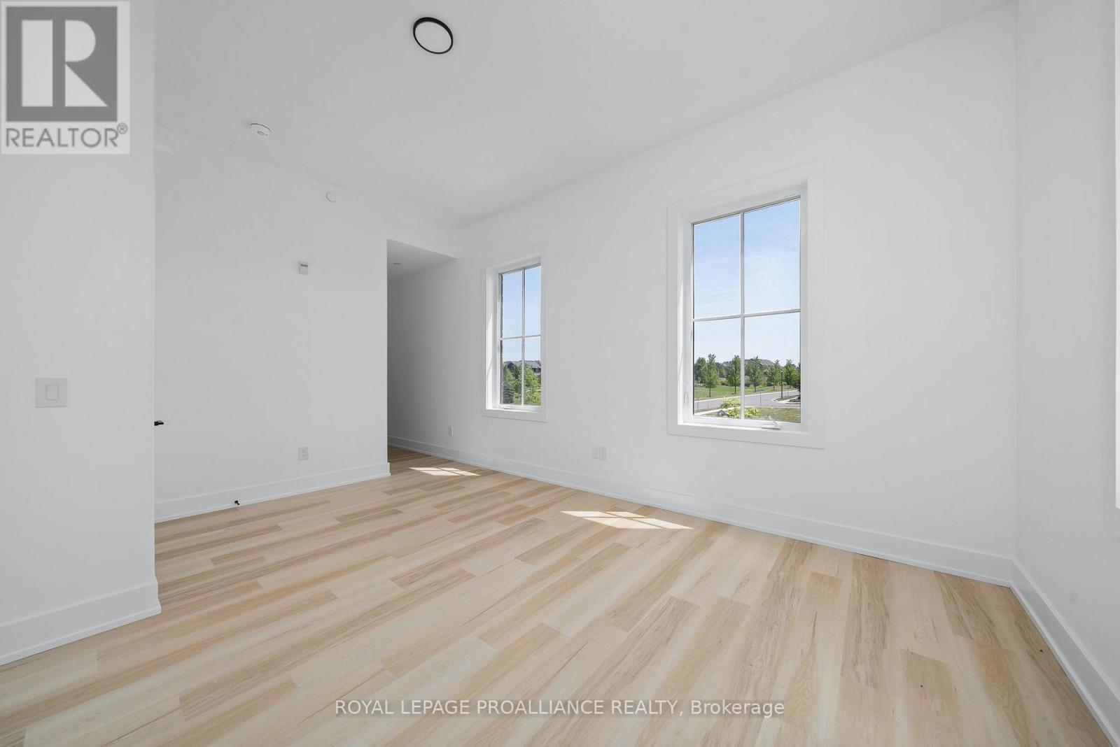 202 - 941 Charles Wilson Parkway, Cobourg, Ontario  K9A 0L2 - Photo 13 - X12517946