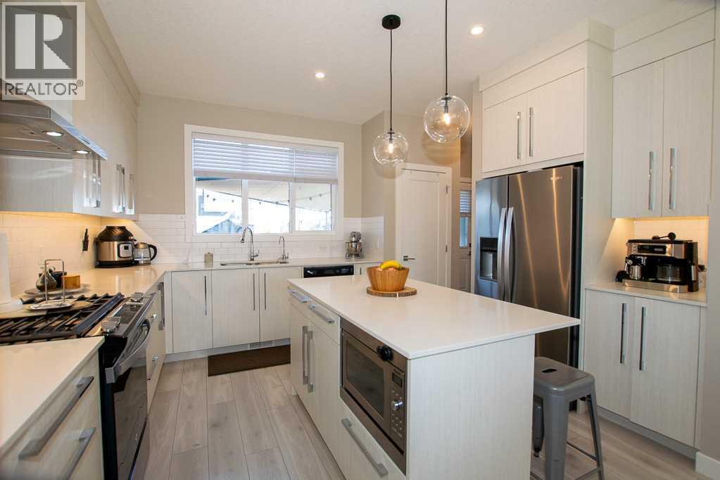 216 Chelsea Drive, Chestermere, Alberta  T1X 1Z5 - Photo 11 - A2259553