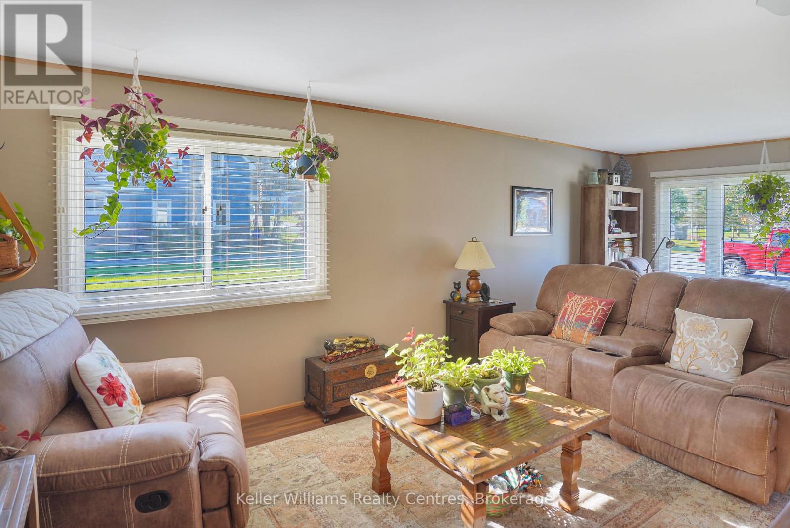 373 Isaac Street, South Bruce Peninsula, Ontario N0H 2T0 - Photo 11 - X12517776