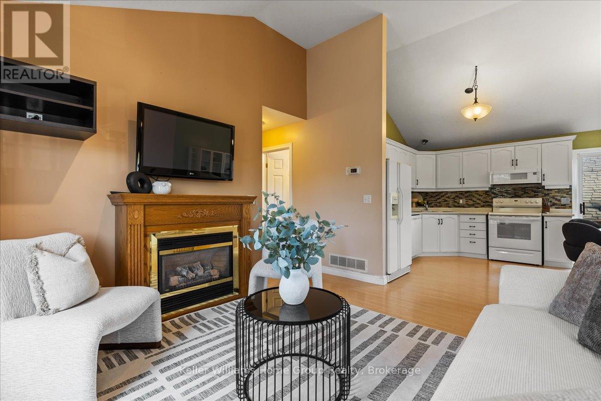 431 Starwood Drive, Guelph, Ontario N1E 7A4 - Photo 11 - X12517788