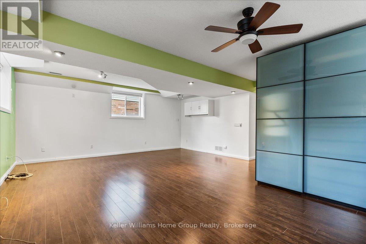 431 Starwood Drive, Guelph, Ontario N1E 7A4 - Photo 23 - X12517788