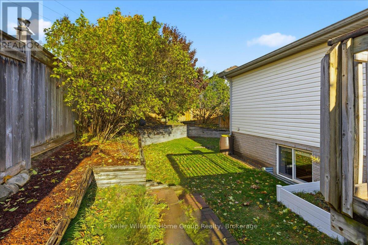 431 Starwood Drive, Guelph, Ontario N1E 7A4 - Photo 25 - X12517788