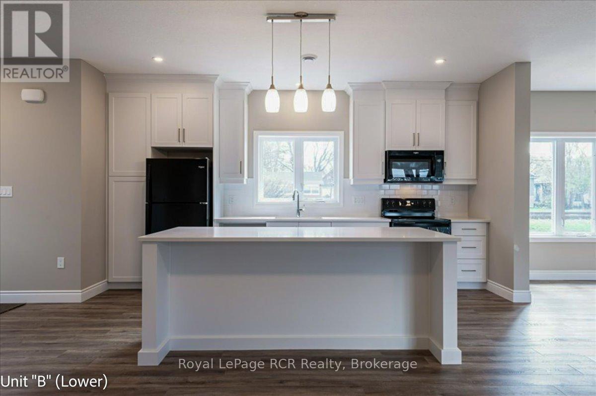 38 Cogourg Lane, Stratford, Ontario N5A 1E7 - Photo 16 - X12517818