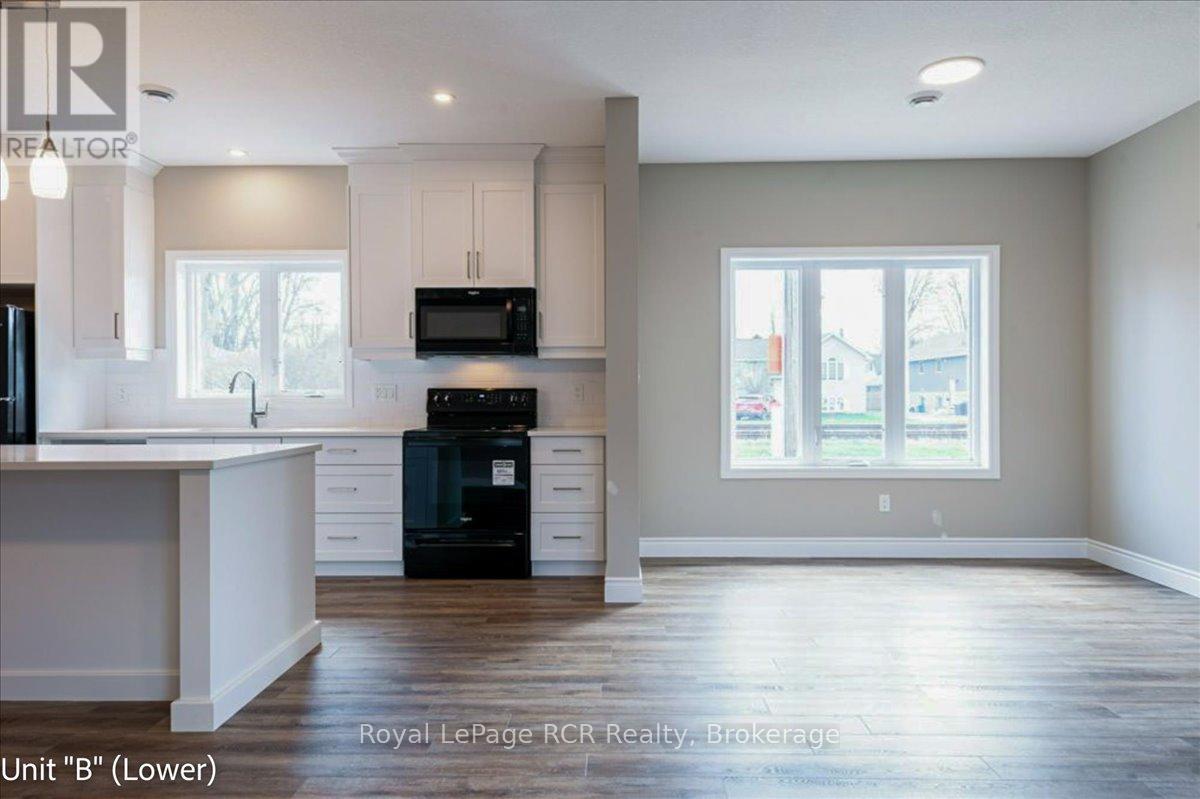 38 Cogourg Lane, Stratford, Ontario N5A 1E7 - Photo 17 - X12517818