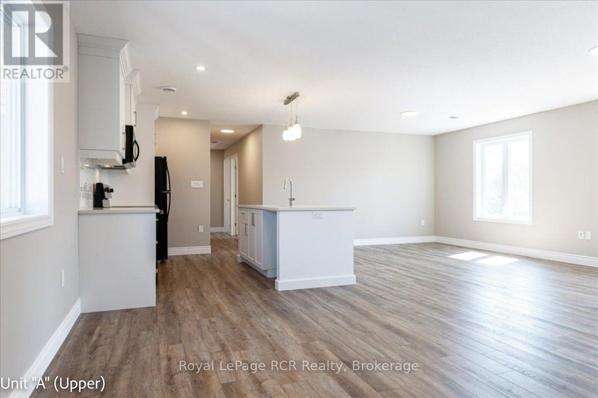 38 Cogourg Lane, Stratford, Ontario N5A 1E7 - Photo 7 - X12517818