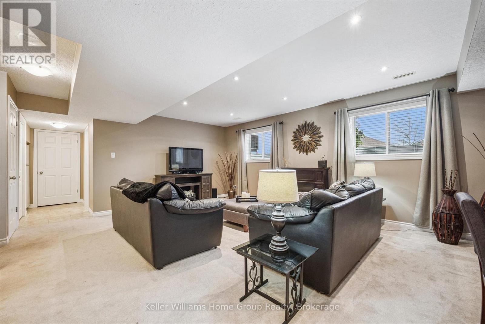 30 Stafford Street, Centre Wellington, Ontario N0B 1S0 - Photo 28 - X12517862