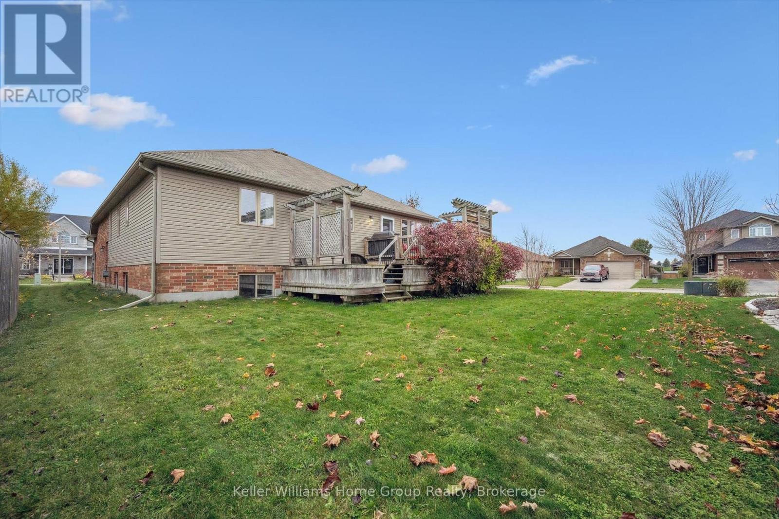 30 Stafford Street, Centre Wellington, Ontario N0B 1S0 - Photo 46 - X12517862